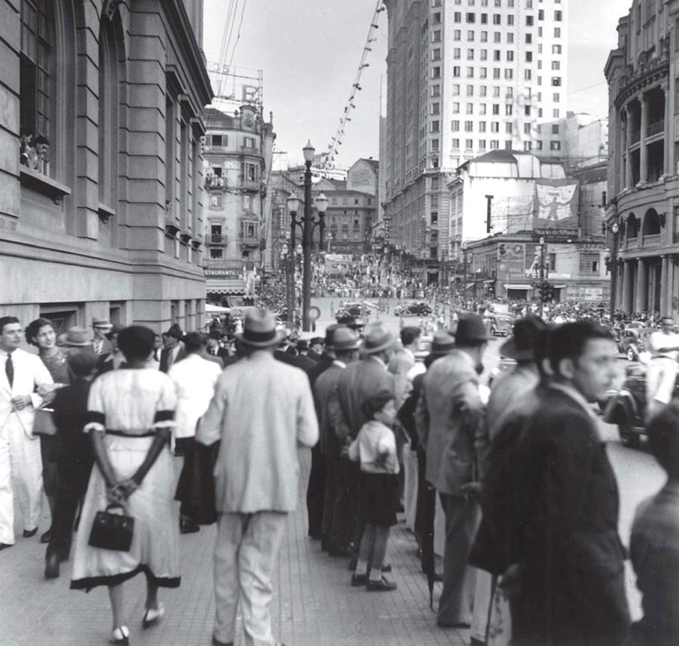 Avenida SÃ£o JoÃ£o, anos 1930. Claude LÃ©vi-Strauss